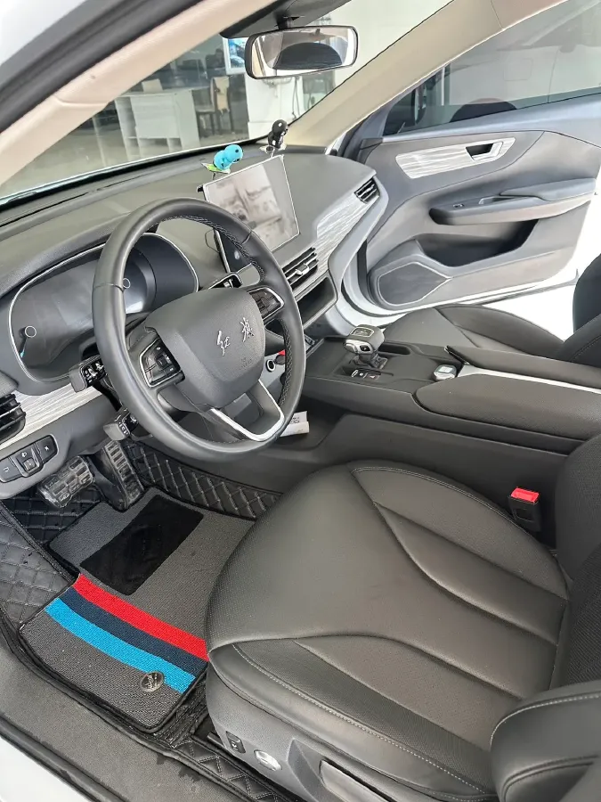 2024 HongQi E-QM5 BEV 72KWH,autocango,china used car exporter,china ev exporter,chinese used car exporter,chinese used ev exporter