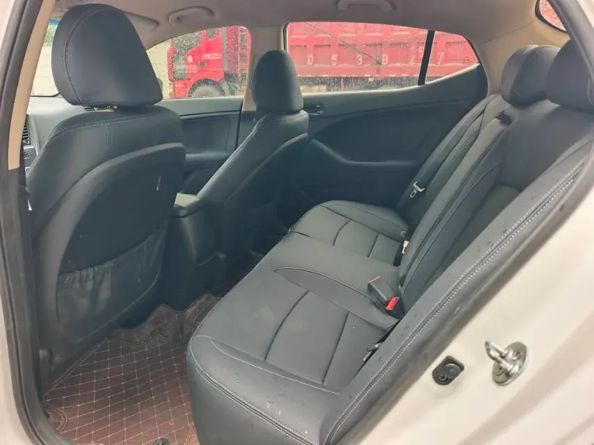 2015 Kia K5 2.0L 162HP L4 6AT,autocango,china used car exporter,china ev exporter,chinese used car exporter,chinese used ev exporter