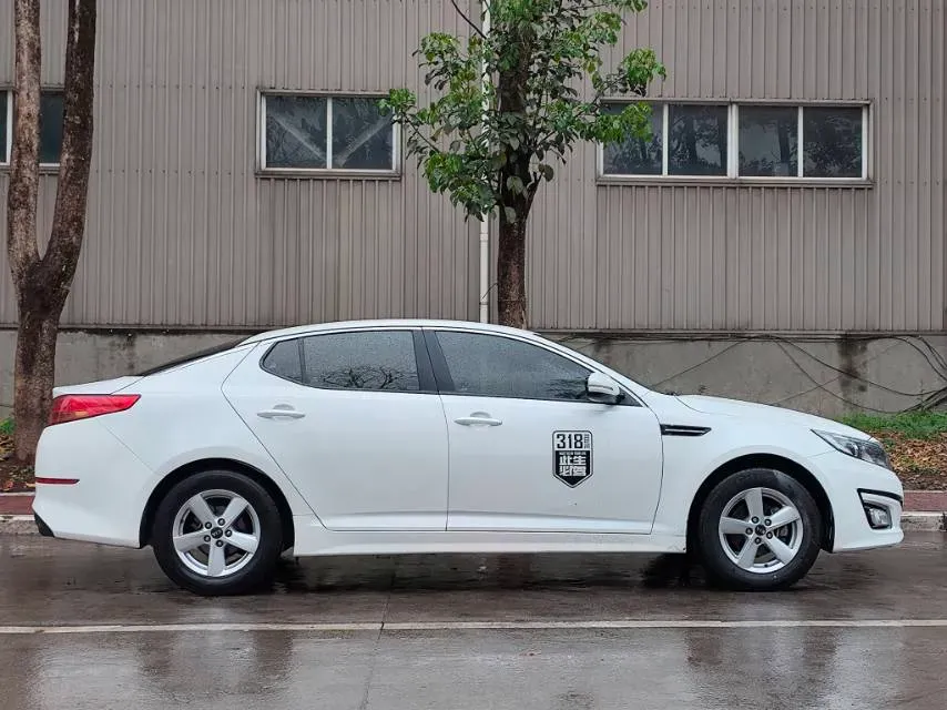 2015 Kia K5 2.0L 162HP L4 6AT,autocango,china used car exporter,china ev exporter,chinese used car exporter,chinese used ev exporter