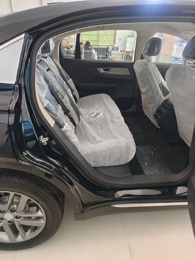 2025 HongQi E-QM5 BEV,autocango,china used car exporter,china ev exporter,chinese used car exporter,chinese used ev exporter