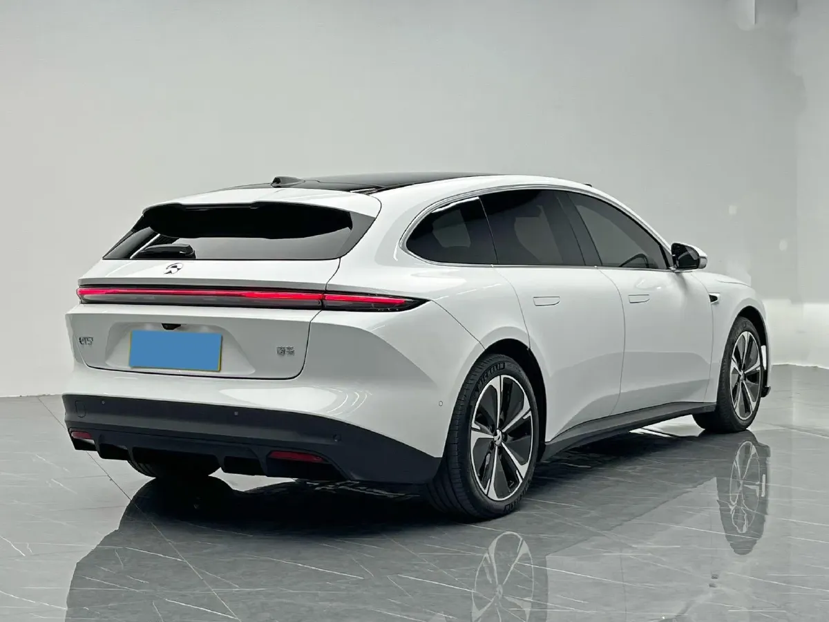 2024 NIO ET5T BEV 75KWH,autocango,china used car exporter,china ev exporter,chinese used car exporter,chinese used ev exporter