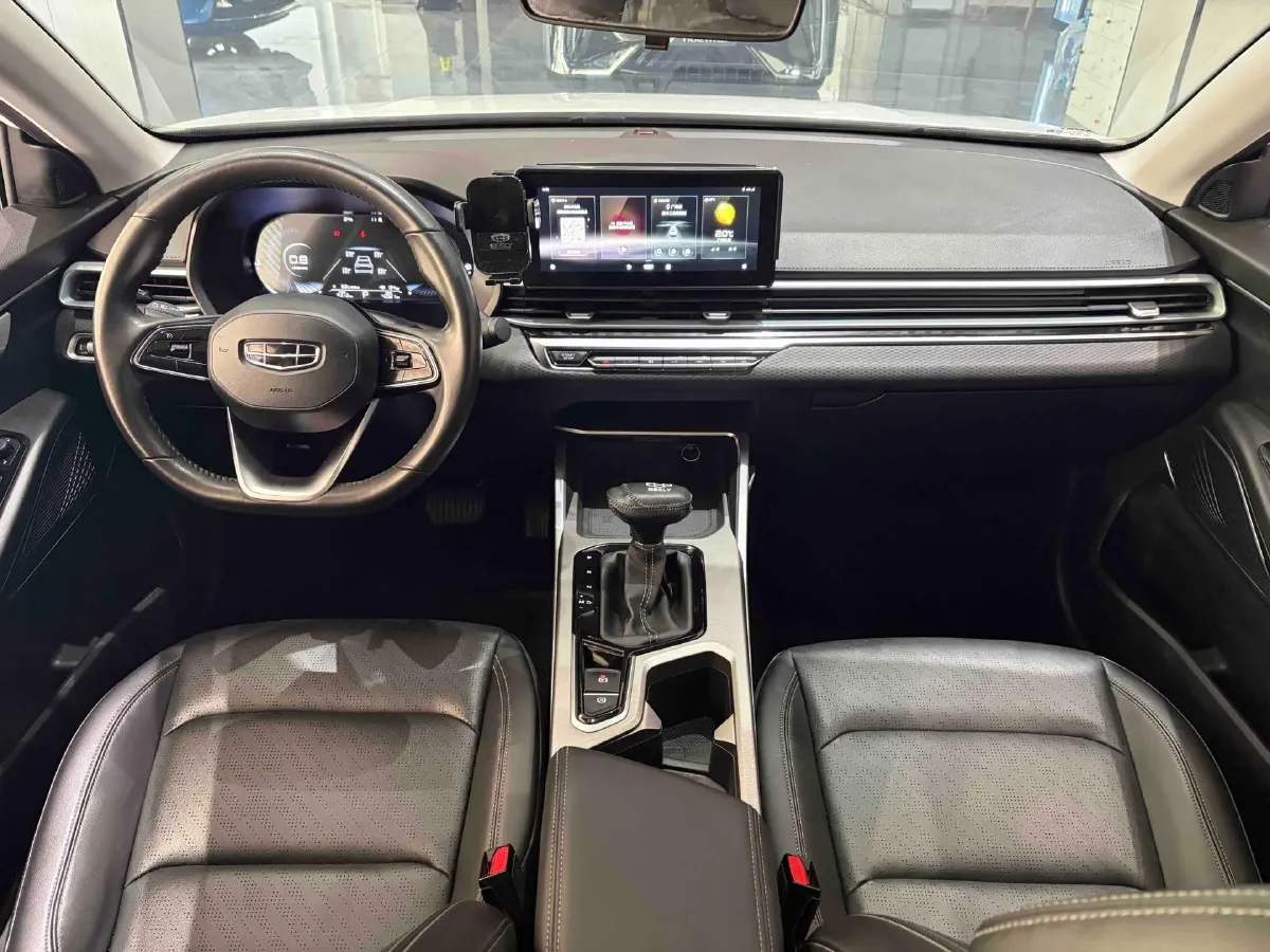 2022 Geely Emgrand 1.5L 114HP L4 CVT,autocango,china used car exporter,china ev exporter,chinese used car exporter,chinese used ev exporter