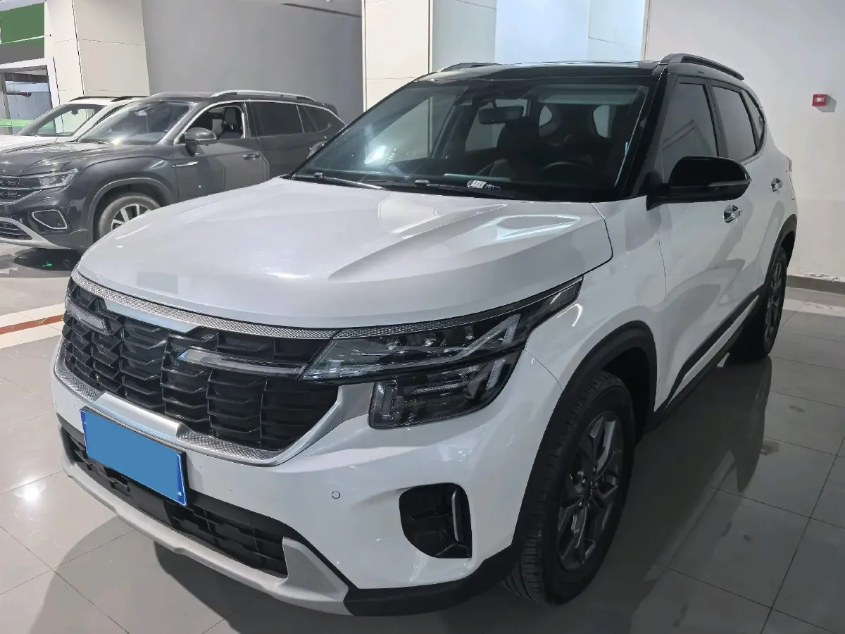 2023 Kia Seltos 1.5L 115HP L4 CVT,autocango,china used car exporter,china ev exporter,chinese used car exporter,chinese used ev exporter