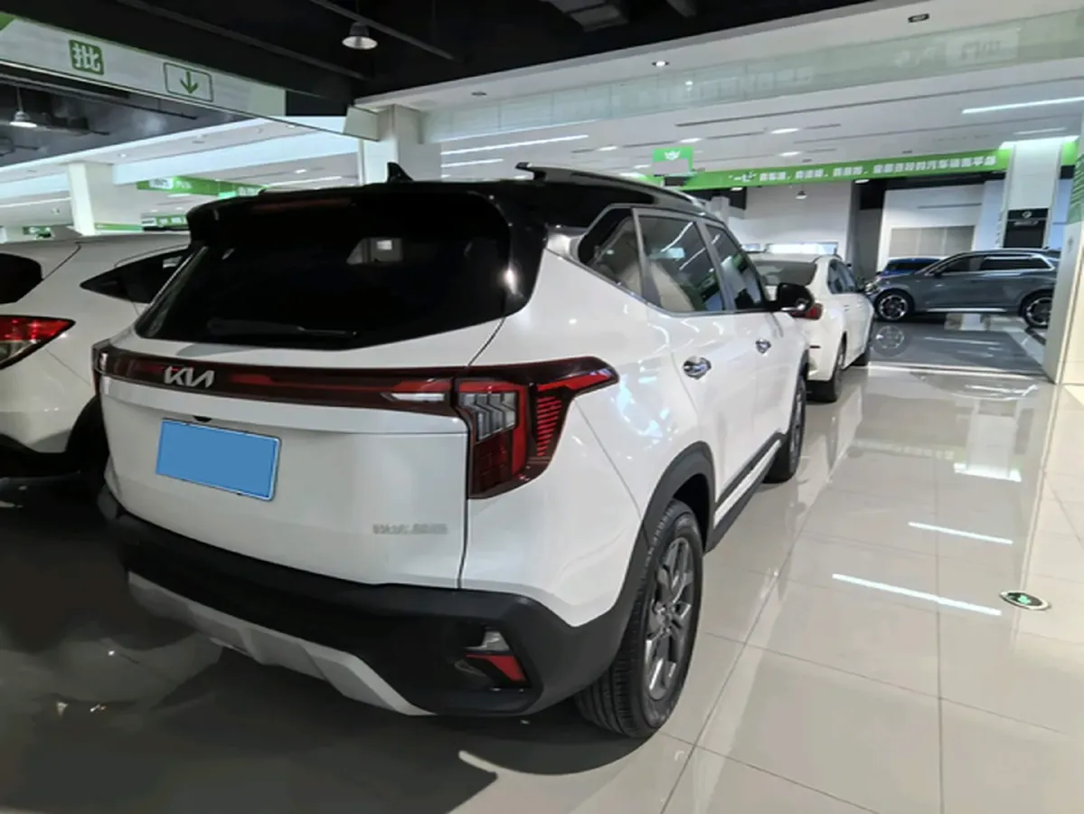 2023 Kia Seltos 1.5L 115HP L4 CVT,autocango,china used car exporter,china ev exporter,chinese used car exporter,chinese used ev exporter