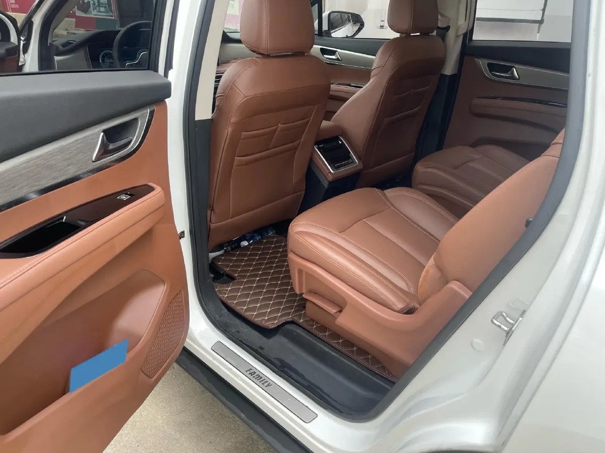 2020 HaiMa 7X 1.6T 195HP L4 6AT,autocango,china used car exporter,china ev exporter,chinese used car exporter,chinese used ev exporter