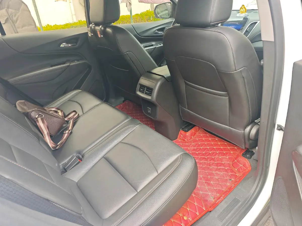 2019 Chevrolet Equinox 1.5T 180HP L4 6AT,autocango,china used car exporter,china ev exporter,chinese used car exporter,chinese used ev exporter