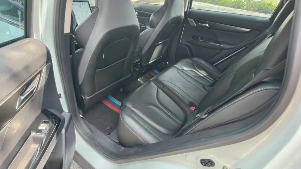 2021 JAC Refine L6 MAX 2.0T 184HP L4 6DCT,autocango,china used car exporter,china ev exporter,chinese used car exporter,chinese used ev exporter