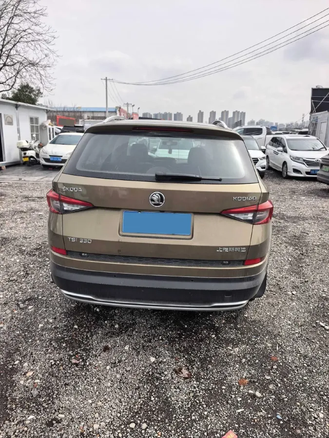 2018 Skoda Kodiak 2.0T 186HP L4 7DCT,autocango,china used car exporter,china ev exporter,chinese used car exporter,chinese used ev exporter