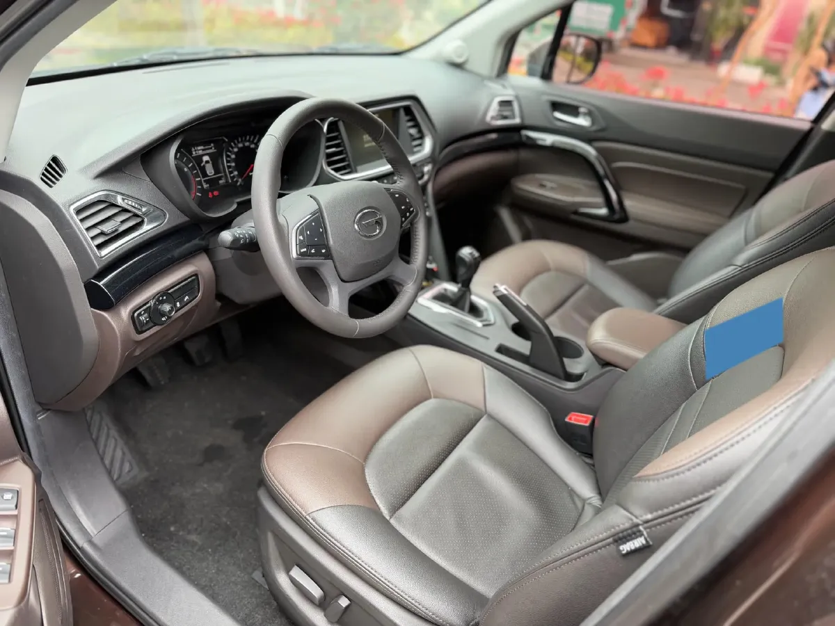 2017 GAC Trumpchi GS4 1.5T 152HP L4 5MT,autocango,china used car exporter,china ev exporter,chinese used car exporter,chinese used ev exporter