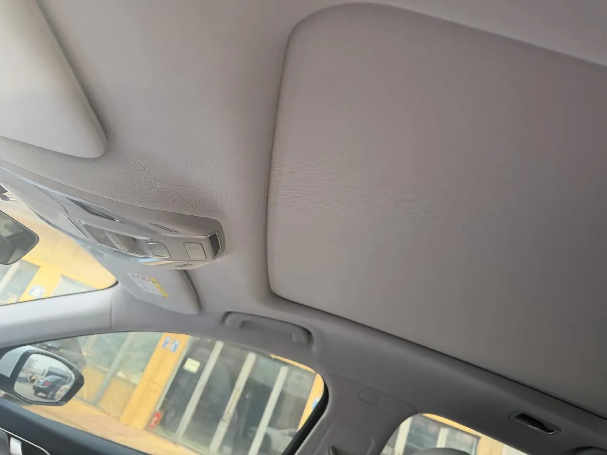 2021 Geely Preface 2.0T 190HP L4 7DCT,autocango,china used car exporter,china ev exporter,chinese used car exporter,chinese used ev exporter