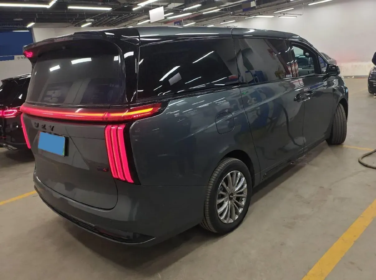 2025 WEY HighMountain 1.5T 170HP L4 4DHT PHEV,autocango,china used car exporter,china ev exporter,chinese used car exporter,chinese used ev exporter