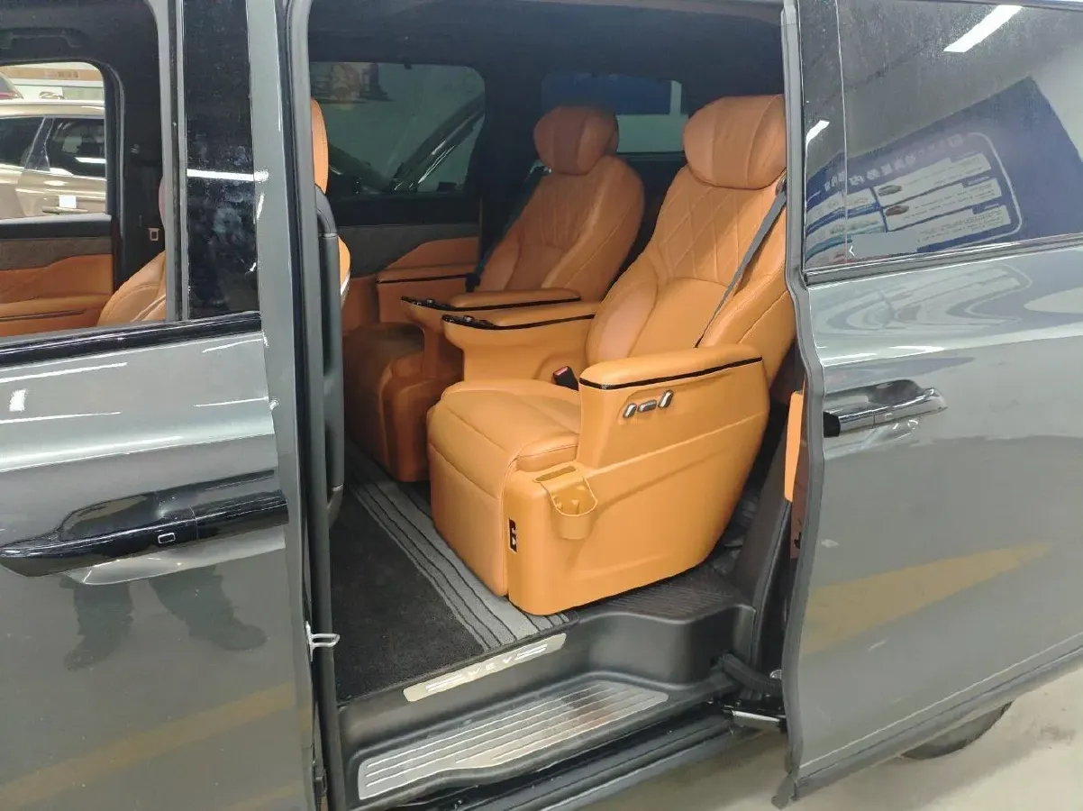 2025 WEY HighMountain 1.5T 170HP L4 4DHT PHEV,autocango,china used car exporter,china ev exporter,chinese used car exporter,chinese used ev exporter