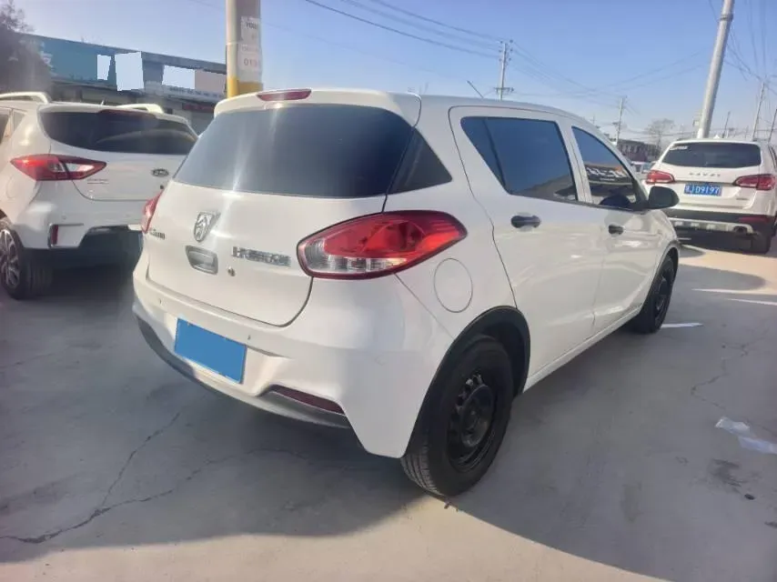 2016 BaoJun 310 1.2L 82HP L4 5MT,autocango,china used car exporter,china ev exporter,chinese used car exporter,chinese used ev exporter
