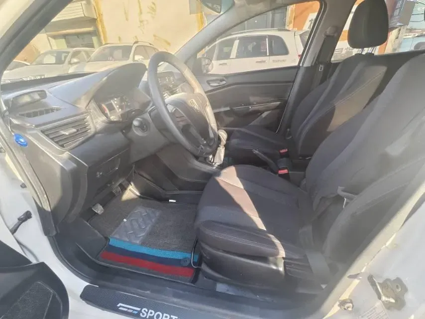 2016 BaoJun 310 1.2L 82HP L4 5MT,autocango,china used car exporter,china ev exporter,chinese used car exporter,chinese used ev exporter