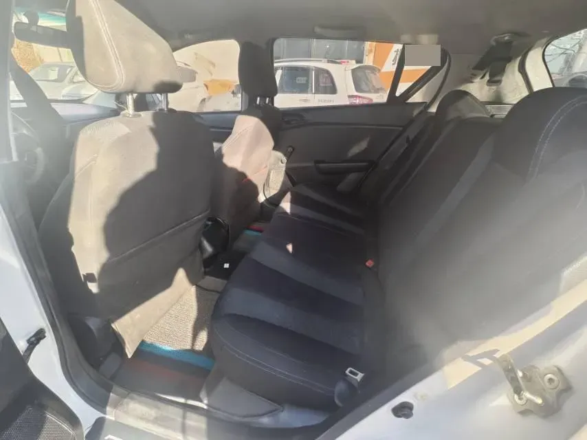 2016 BaoJun 310 1.2L 82HP L4 5MT,autocango,china used car exporter,china ev exporter,chinese used car exporter,chinese used ev exporter