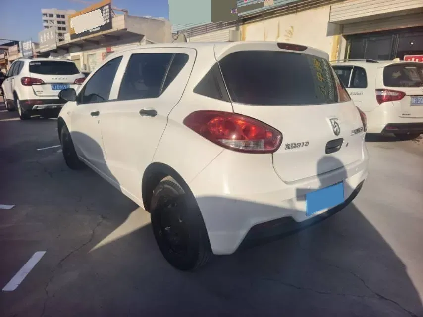 2016 BaoJun 310 1.2L 82HP L4 5MT,autocango,china used car exporter,china ev exporter,chinese used car exporter,chinese used ev exporter
