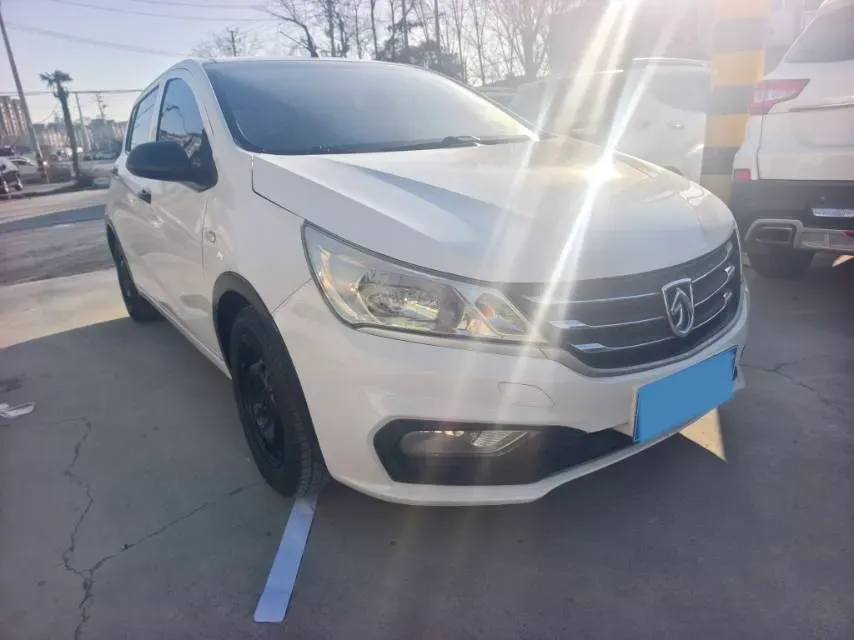 2016 BaoJun 310 1.2L 82HP L4 5MT,autocango,china used car exporter,china ev exporter,chinese used car exporter,chinese used ev exporter