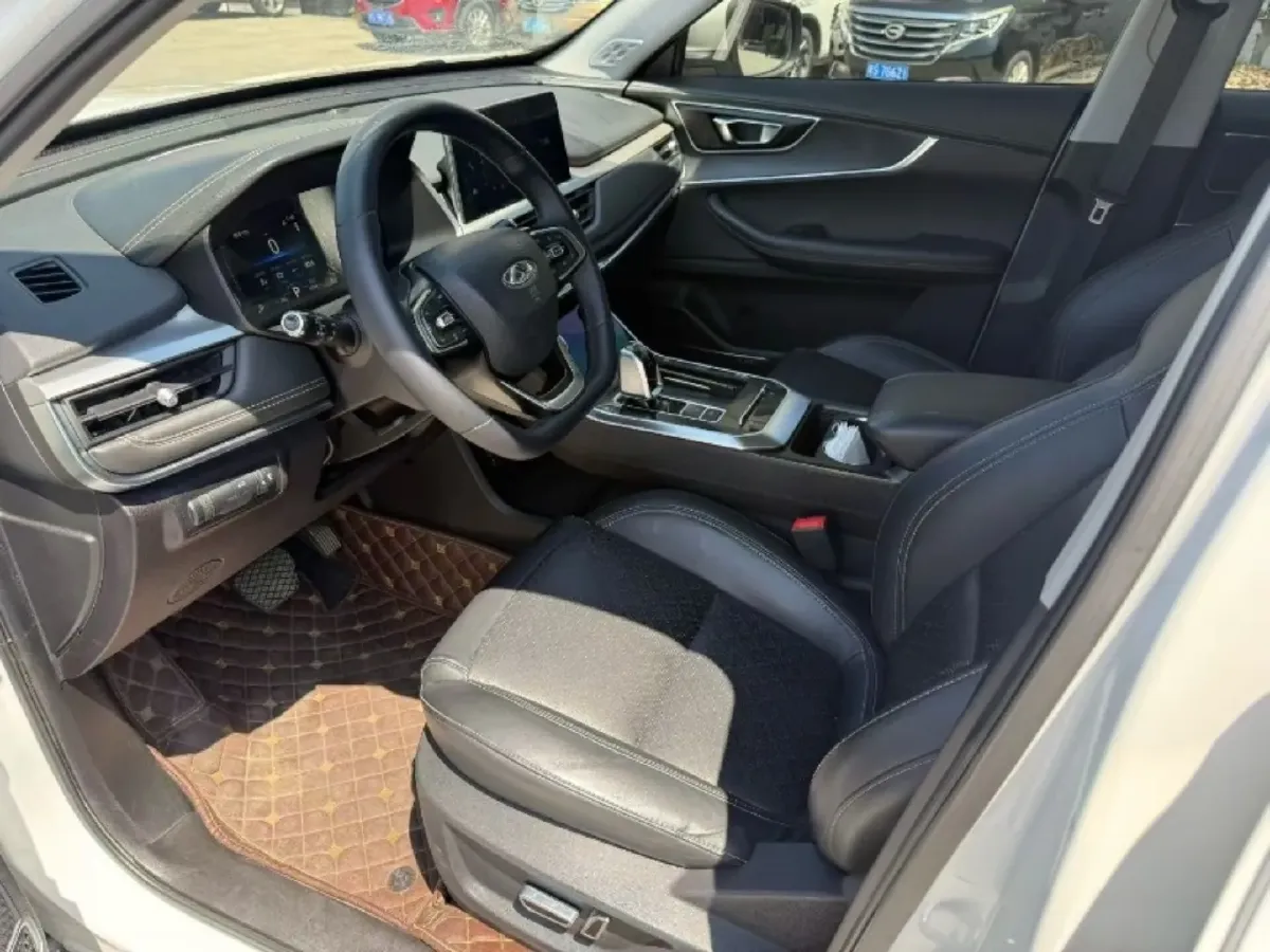 2021 Chery Tiggo 8 1.6T 197HP L4 7DCT,autocango,china used car exporter,china ev exporter,chinese used car exporter,chinese used ev exporter