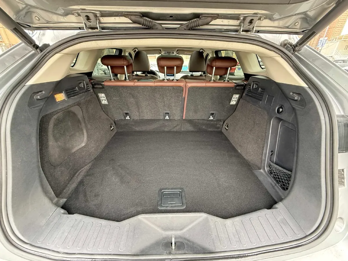 2017 WEY VV7 2.0T 234HP L4 7DCT,autocango,china used car exporter,china ev exporter,chinese used car exporter,chinese used ev exporter