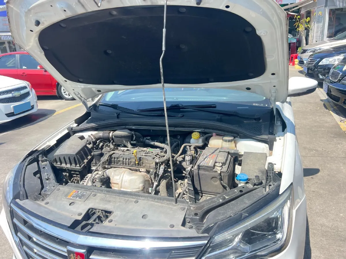 2019 Roewe i5 1.5L 120HP L4 CVT,autocango,china used car exporter,china ev exporter,chinese used car exporter,chinese used ev exporter