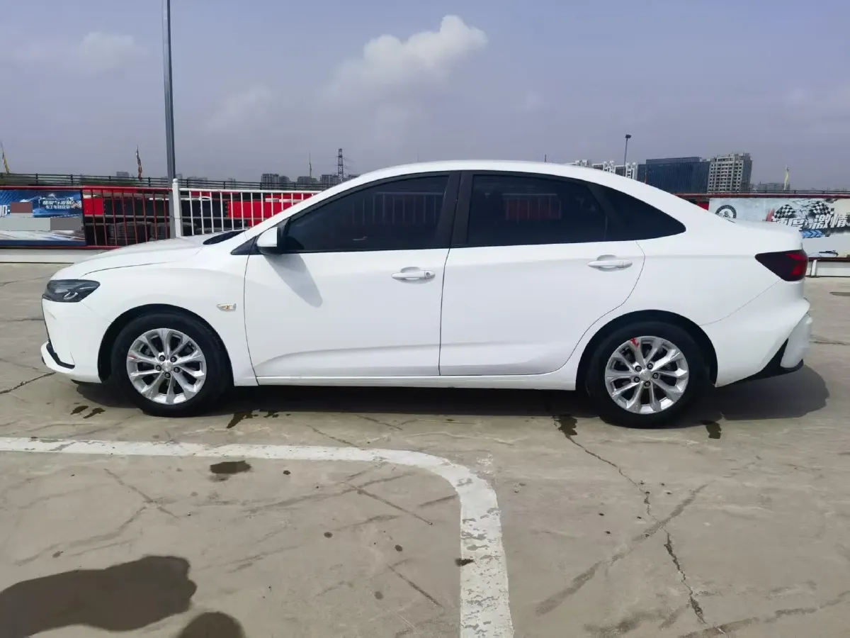 2023 Chevrolet Monza 1.5L 113HP L4 6DCT,autocango,china used car exporter,china ev exporter,chinese used car exporter,chinese used ev exporter