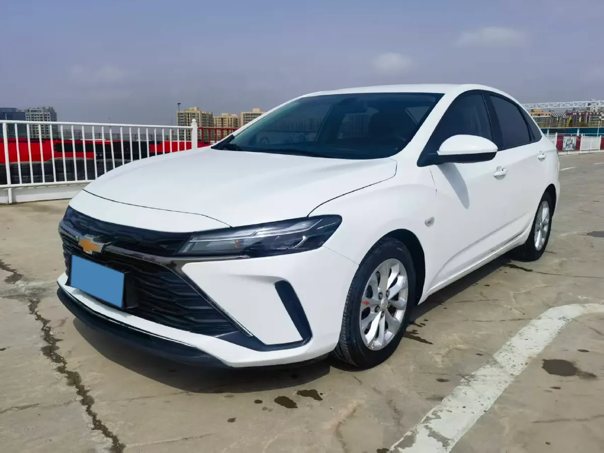 2023 Chevrolet Monza 1.5L 113HP L4 6DCT,autocango,china used car exporter,china ev exporter,chinese used car exporter,chinese used ev exporter