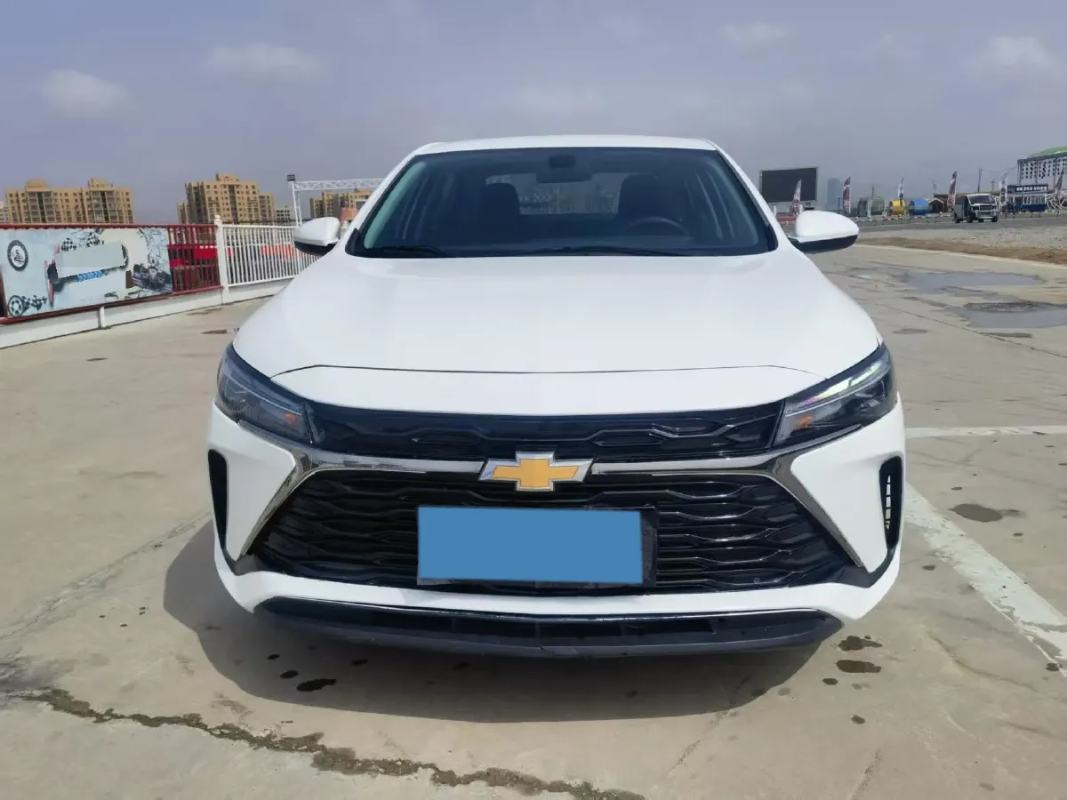 2023 Chevrolet Monza 1.5L 113HP L4 6DCT,autocango,china used car exporter,china ev exporter,chinese used car exporter,chinese used ev exporter