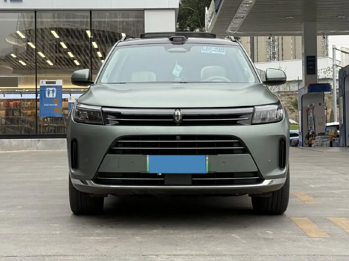 2024 AITO AITO M7 1.5T 152HP L4 REEV 40KWH,autocango,china used car exporter,china ev exporter,chinese used car exporter,chinese used ev exporter