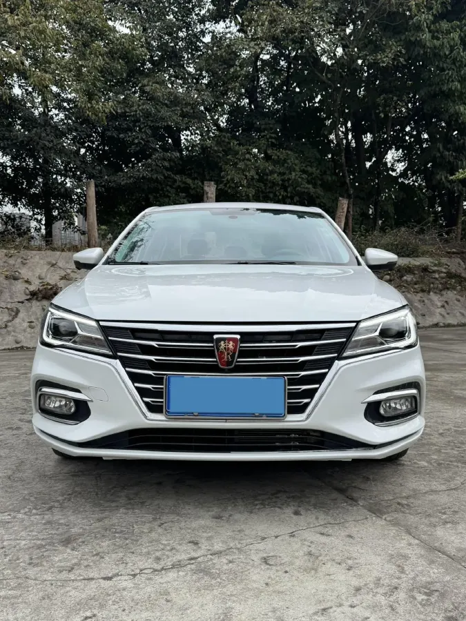2020 Roewe i5 1.5L 120HP L4 CVT,autocango,china used car exporter,china ev exporter,chinese used car exporter,chinese used ev exporter
