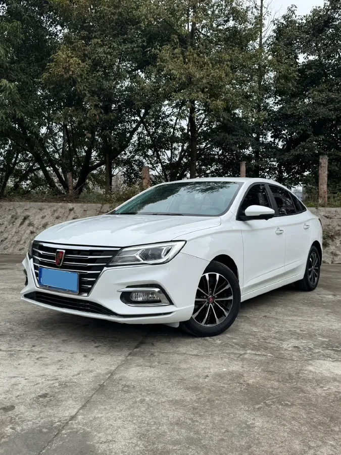 2020 Roewe i5 1.5L 120HP L4 CVT,autocango,china used car exporter,china ev exporter,chinese used car exporter,chinese used ev exporter