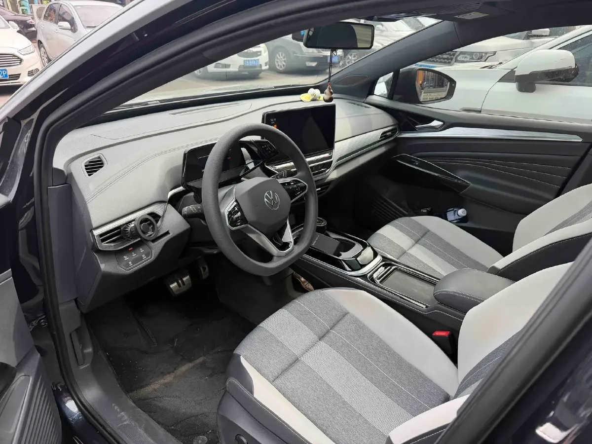 2022 Chevrolet Menlo BEV 61.1KWH,autocango,china used car exporter,china ev exporter,chinese used car exporter,chinese used ev exporter