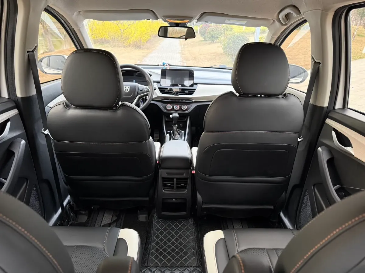 2021 BaoJun 360 1.5L 105HP L4 CVT,autocango,china used car exporter,china ev exporter,chinese used car exporter,chinese used ev exporter