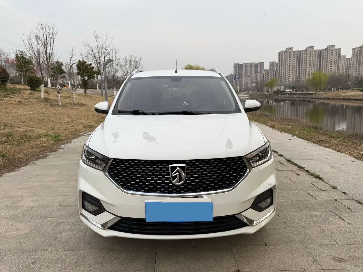 2021 BaoJun 360 1.5L 105HP L4 CVT,autocango,china used car exporter,china ev exporter,chinese used car exporter,chinese used ev exporter