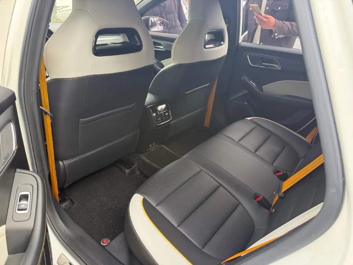 2020 MG MG6 1.5T 181HP L4 7DCT,autocango,china used car exporter,china ev exporter,chinese used car exporter,chinese used ev exporter