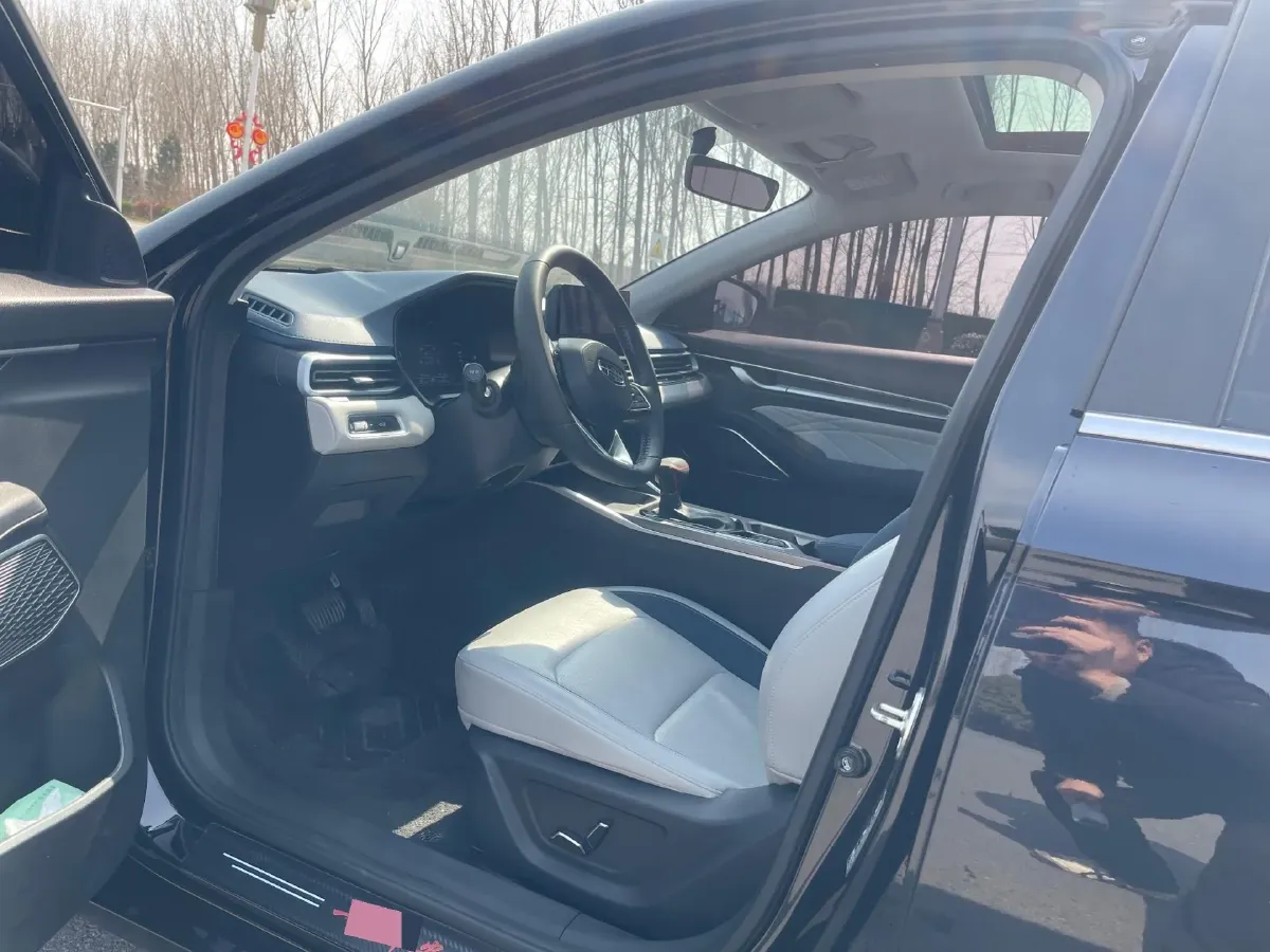 2022 Geely Emgrand 1.5L 114HP L4 CVT,autocango,china used car exporter,china ev exporter,chinese used car exporter,chinese used ev exporter