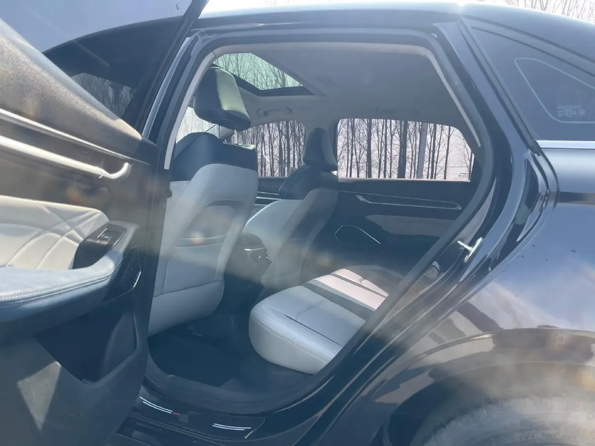 2022 Geely Emgrand 1.5L 114HP L4 CVT,autocango,china used car exporter,china ev exporter,chinese used car exporter,chinese used ev exporter