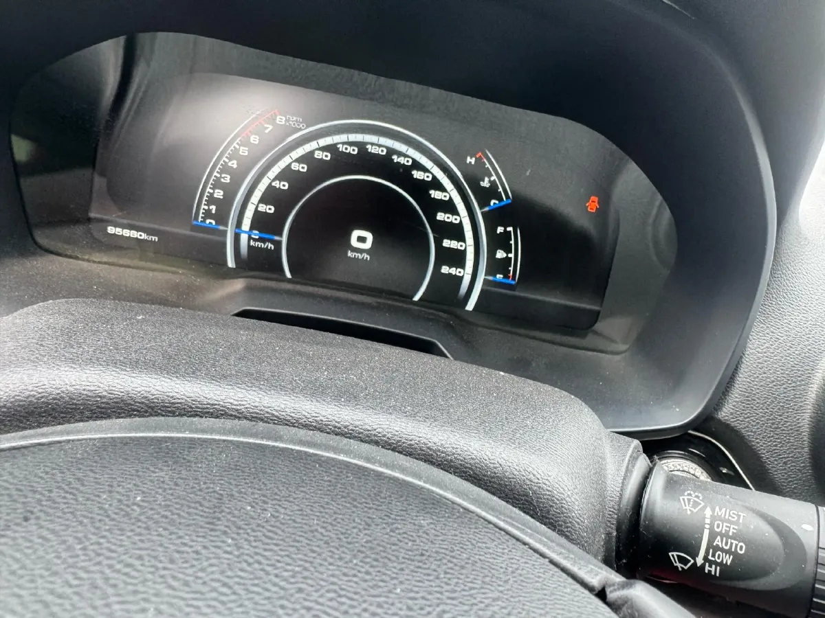 2017 WEY VV7 2.0T 234HP L4 7DCT,autocango,china used car exporter,china ev exporter,chinese used car exporter,chinese used ev exporter