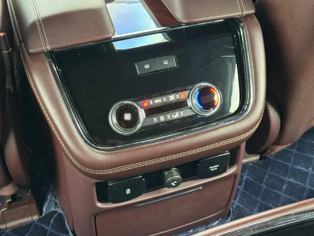 2019 Lincoln Navigator 3.5T 388HP V6 10AT,autocango,china used car exporter,china ev exporter,chinese used car exporter,chinese used ev exporter