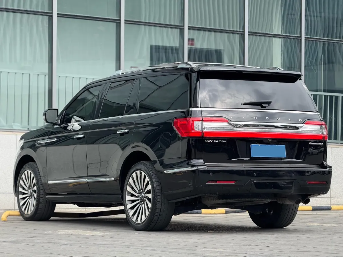 2019 Lincoln Navigator 3.5T 388HP V6 10AT,autocango,china used car exporter,china ev exporter,chinese used car exporter,chinese used ev exporter