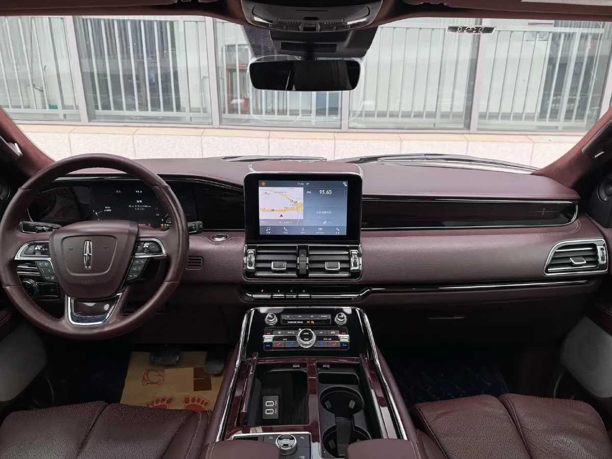 2019 Lincoln Navigator 3.5T 388HP V6 10AT,autocango,china used car exporter,china ev exporter,chinese used car exporter,chinese used ev exporter