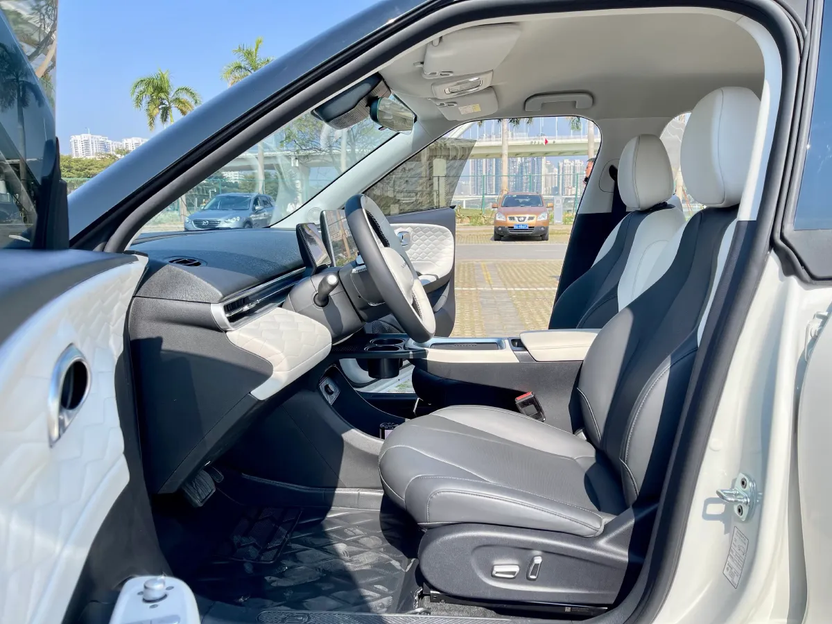 2024 DongFeng eπ 01 BEV 42.3KWH,autocango,china used car exporter,china ev exporter,chinese used car exporter,chinese used ev exporter