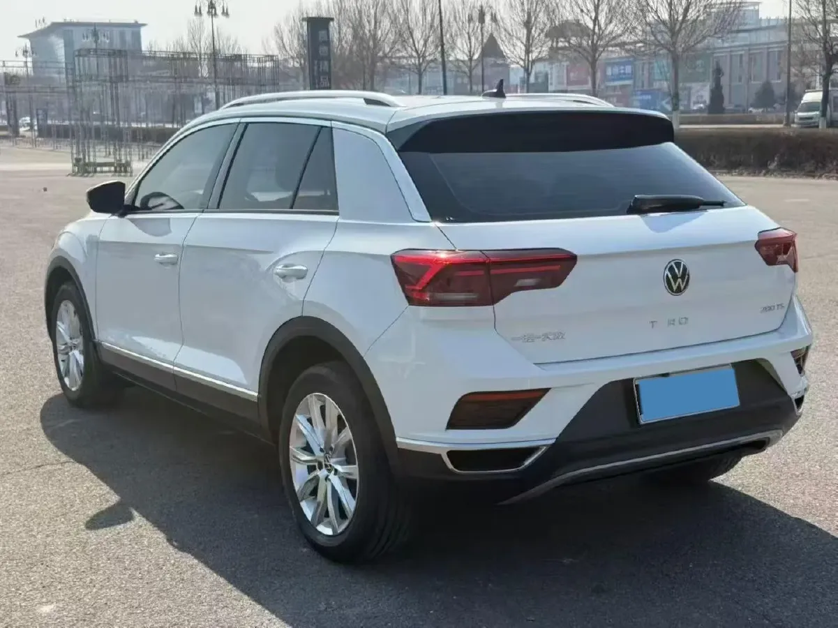 2022 Volkswagen T-Roc 1.4T 150HP L4 7DCT,autocango,china used car exporter,china ev exporter,chinese used car exporter,chinese used ev exporter
