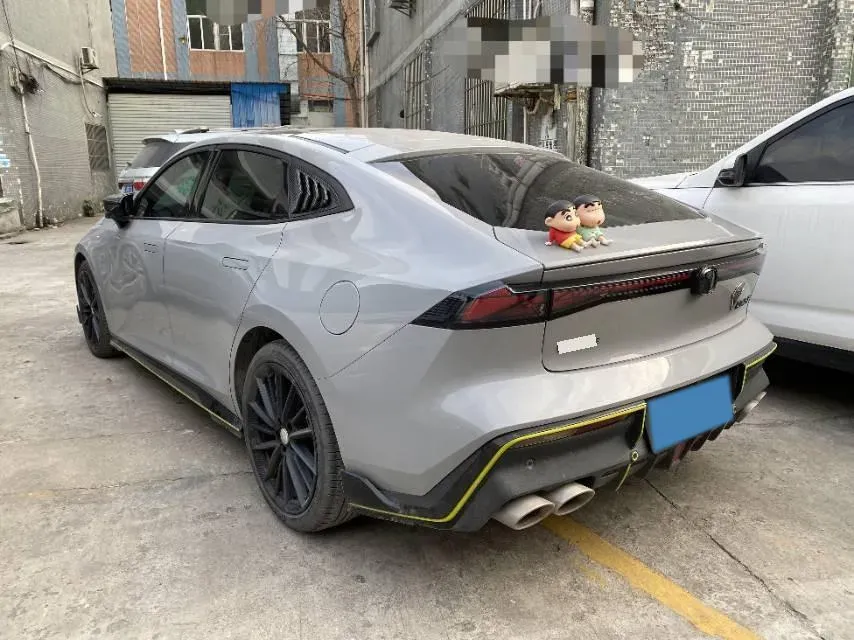 2022 ChangAn UNI-V 2.0T 233HP L4 8AT,autocango,china used car exporter,china ev exporter,chinese used car exporter,chinese used ev exporter