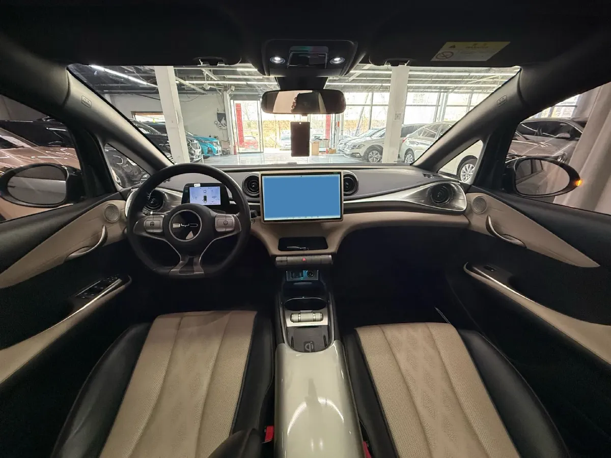 2023 BYD Dolphin BEV 44.928KWH,autocango,china used car exporter,china ev exporter,chinese used car exporter,chinese used ev exporter