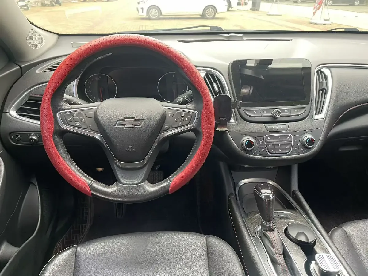 2019 Chevrolet Malibu XL 2.0T 241HP L4 9AT,autocango,china used car exporter,china ev exporter,chinese used car exporter,chinese used ev exporter
