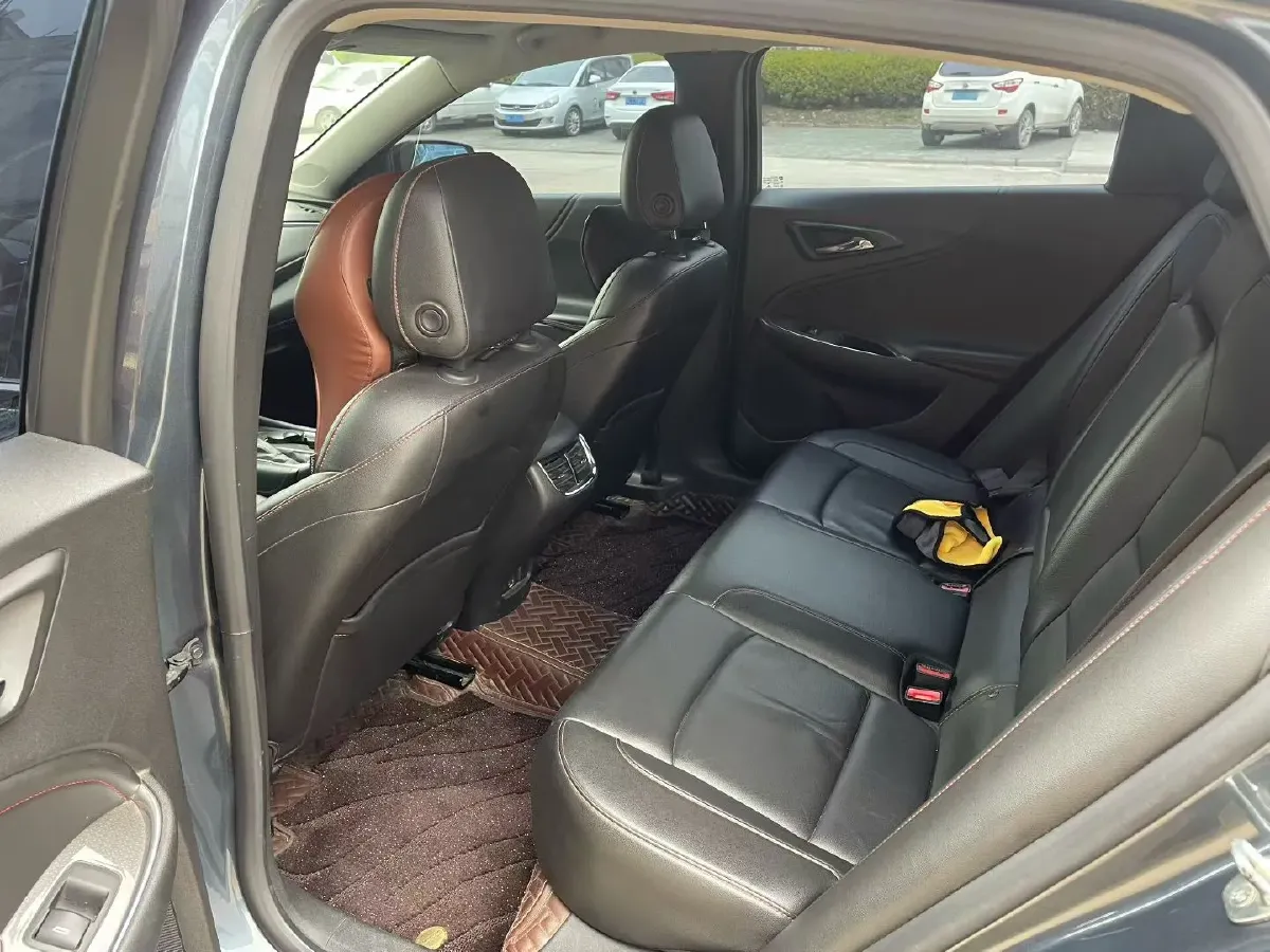 2019 Chevrolet Malibu XL 2.0T 241HP L4 9AT,autocango,china used car exporter,china ev exporter,chinese used car exporter,chinese used ev exporter