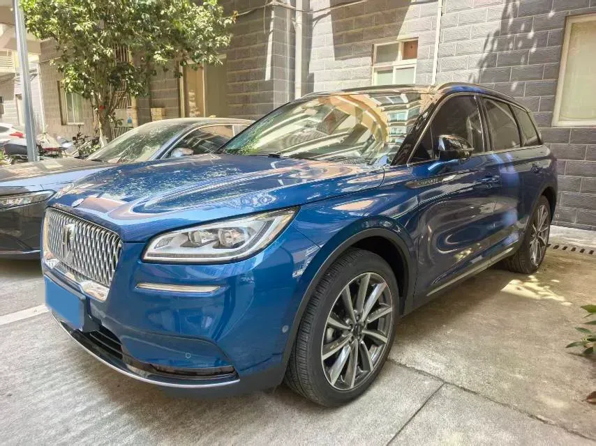 2021 Lincoln Corsair 2.0T 245HP L4 8AT,autocango,china used car exporter,china ev exporter,chinese used car exporter,chinese used ev exporter