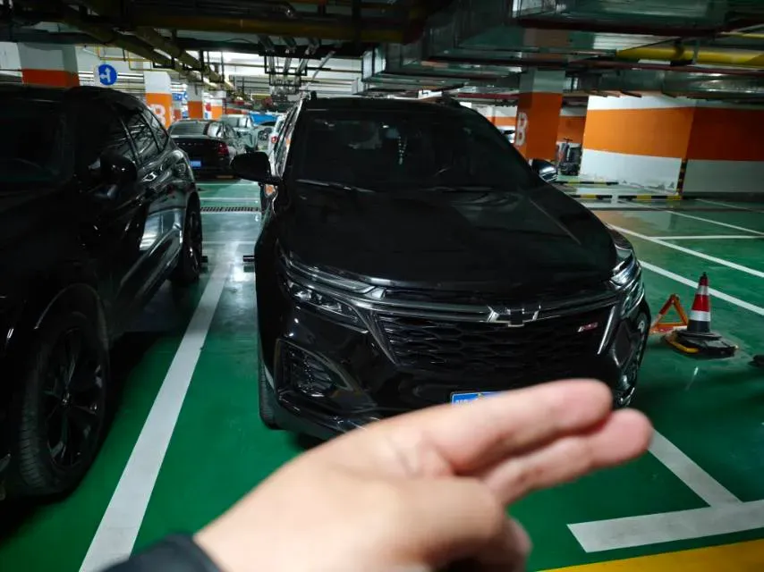 2021 Chevrolet Equinox 2.0T 237HP L4 9AT,autocango,china used car exporter,china ev exporter,chinese used car exporter,chinese used ev exporter