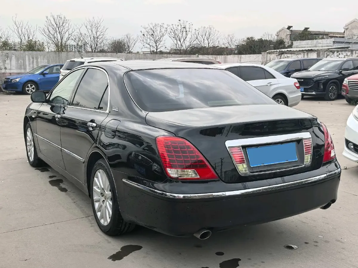 2009 HongQi ShengShi 4.3L 280HP V8 6AT,autocango,china used car exporter,china ev exporter,chinese used car exporter,chinese used ev exporter