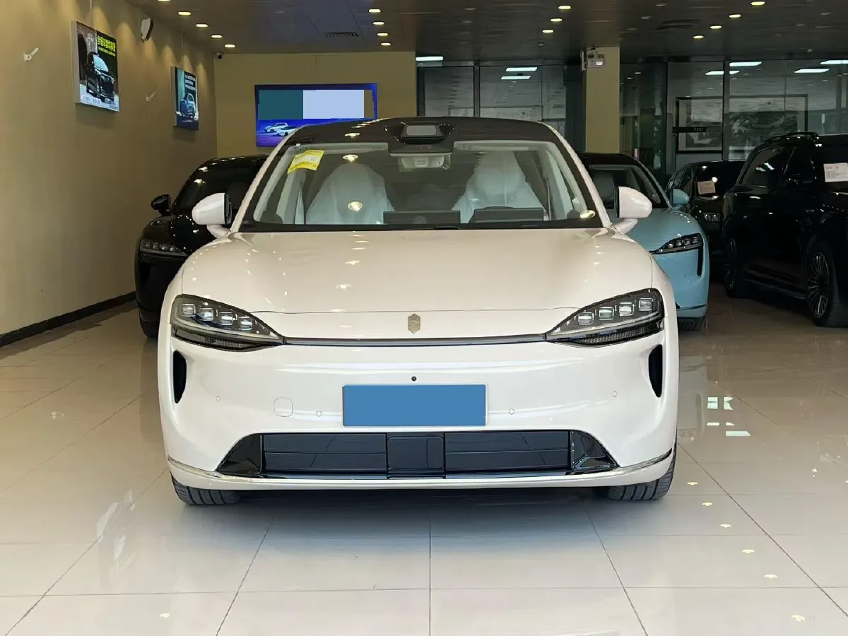 2026 Luxeed R7 REEV 156HP REEV,autocango,china used car exporter,china ev exporter,chinese used car exporter,chinese used ev exporter